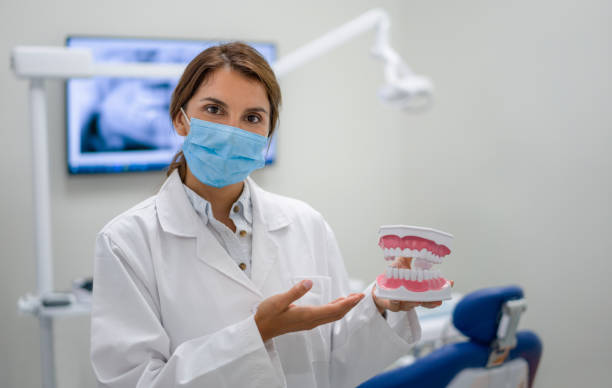 Best Emergency Dental Care for Broken or Chipped Teeth in Roosevelt Gardens, FL